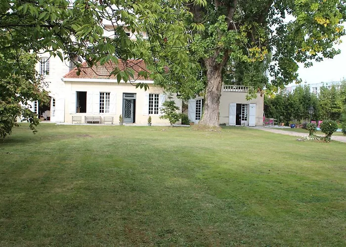 Chambres D'Hotes Les Marronniers
